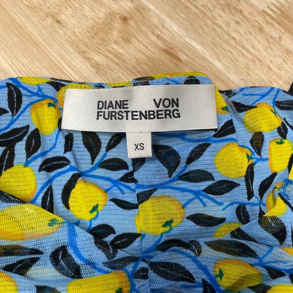 Diane von Furstenberg NWOT Dacey Lemon Gathered Dress Size XS Half Sleeve Ruched - Picture 10 of 13